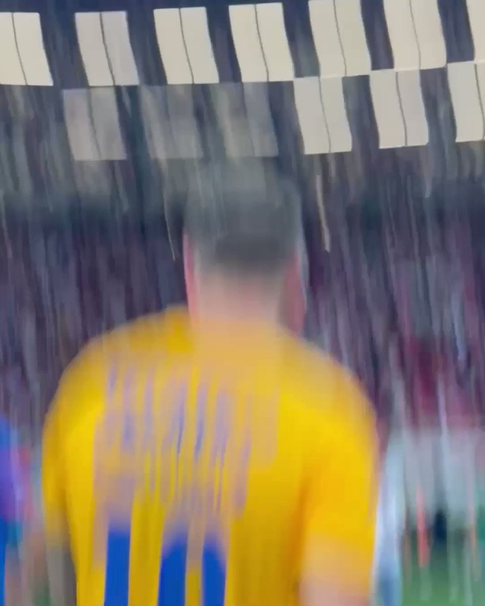 RT 🔃 🥹 ¡La alegría del Campeón!