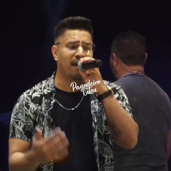 - tá chorando pq? é só uma música a música: