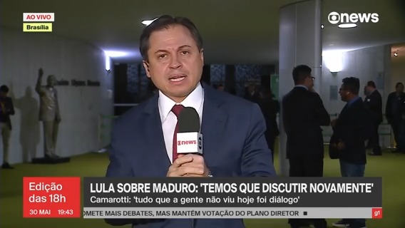 . Gerson Camarotti, sobre coletiva de Lula: “Acaba perdendo credibilidade para a política externa, passando a mão na cabeça de ditaduras (...) e, mais uma vez, repetindo a questão do Maduro e da Venezuela”. ➡ Assista ao #Edição18 com Cesar Tralli: #GloboNews