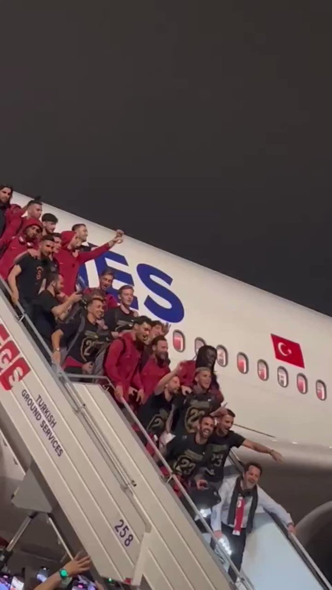 MUTLULUKTAN UÇALIM BİZ! ✈️