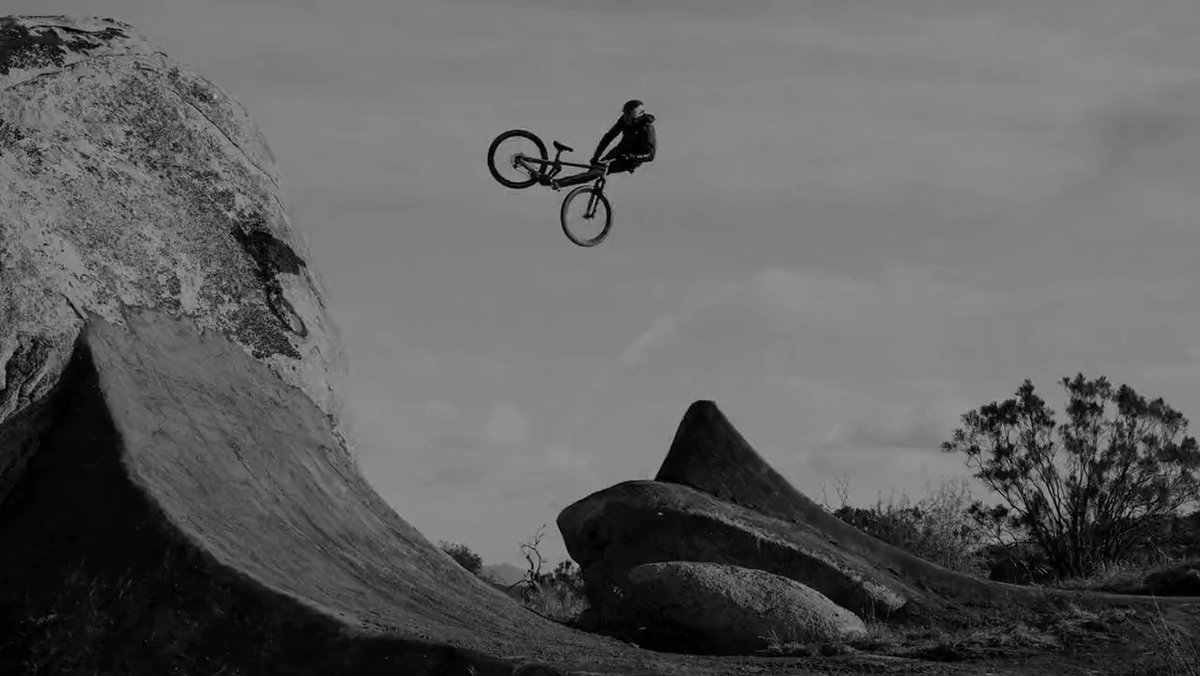 These days finding a fresh location to shoot a mountain bike edit requires the stars to align. But Brandon Semenuk seems to have it down to a science. Watch ‘Fools Gold’, premiering TONIGHT ℹ️👇 📅 Wed., May 31 🕘 12am PT | 3am ET 📲 🎵 The UFO Club