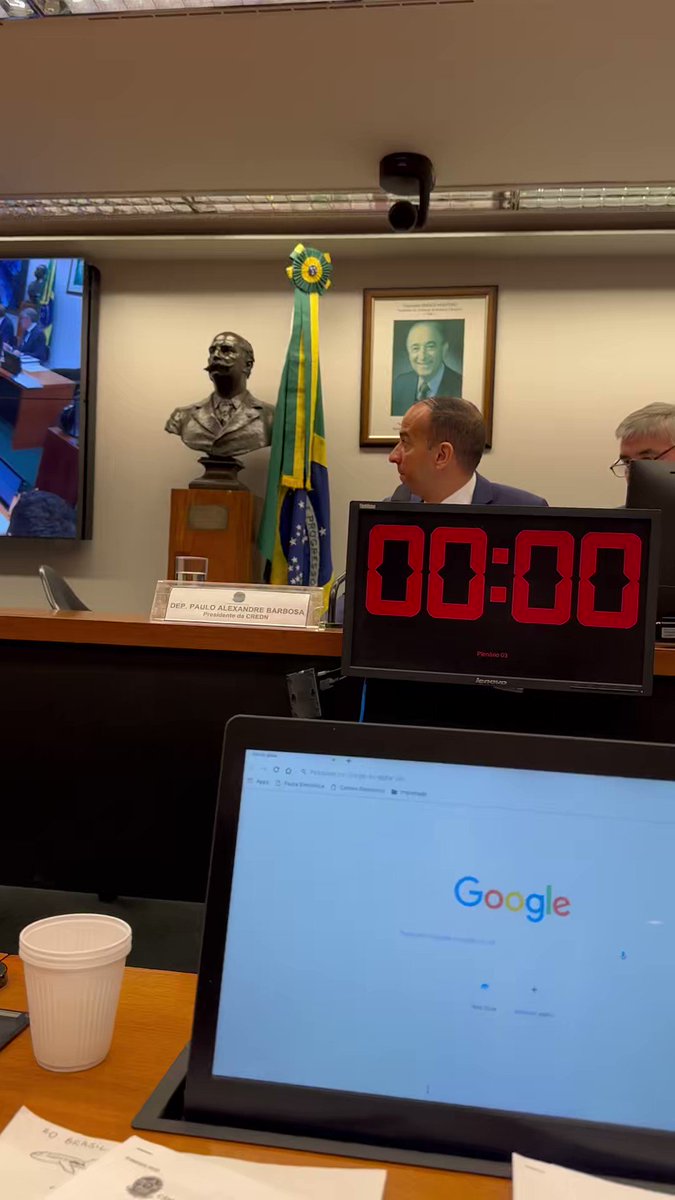 VITÓRIA! 🇧🇷 CREDN acaba de aprovar MOÇÃO DE REPÚDIO AO NARCODITADOR VENEZUELANO NICOLÁS MADURO. Nicolás Maduro você, violador de direitos humanos, genocida, narcotraficante, não é bem vindo ao Brasil.