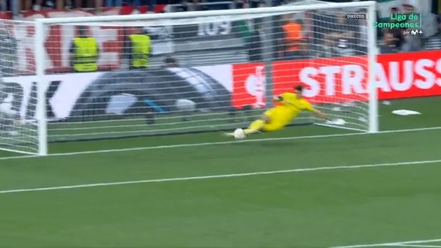ยกBONO, mรกs grande que la Giralda! #UELfinal #LaCasaDelFรบtbol