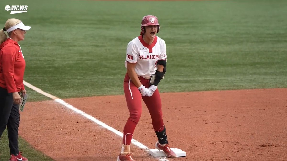 8️⃣ teams, 1️⃣ dream. 🏆 The 2023 #WCWS begins today!!!