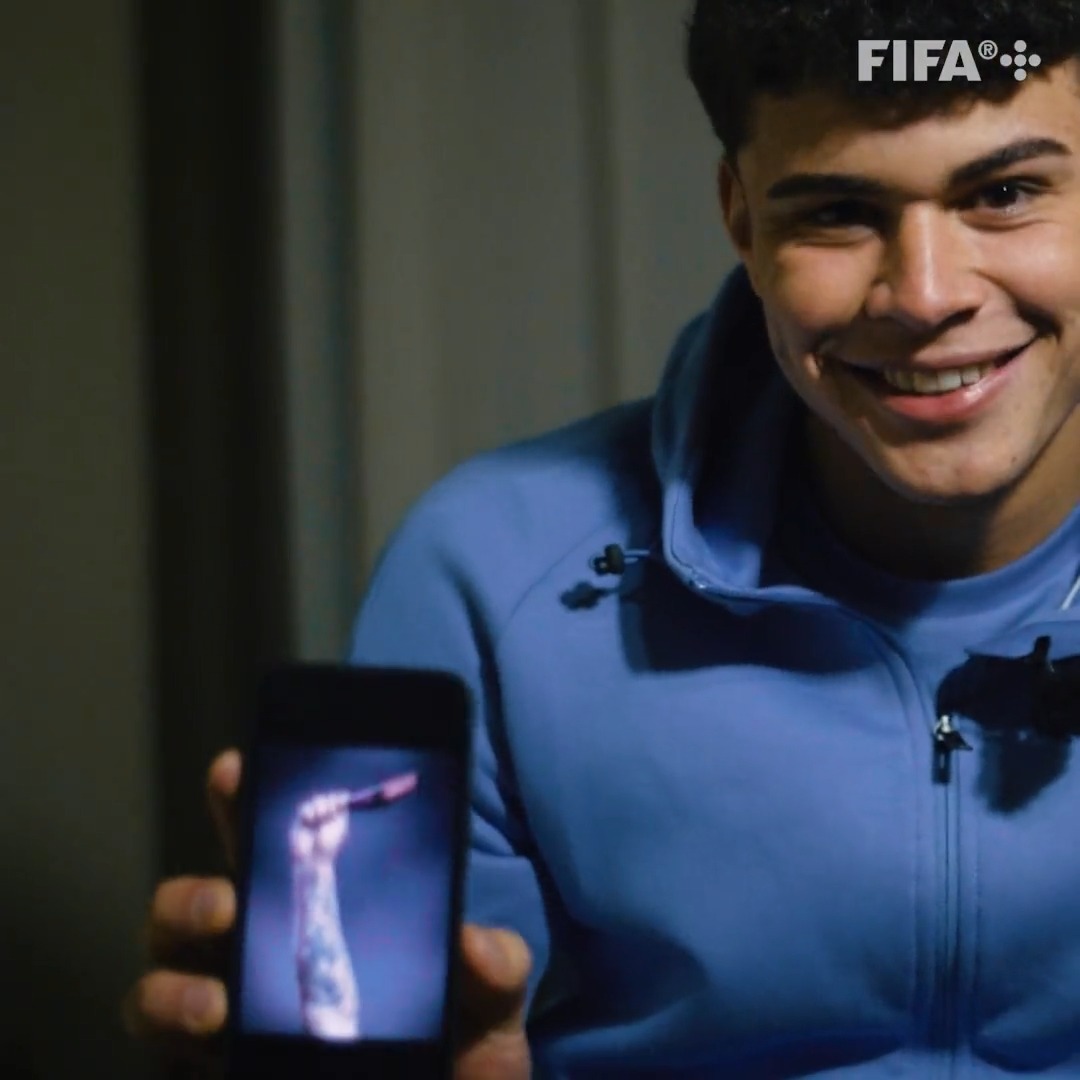 🇺🇾 De enganche con ídolos creativos a zaguero de garra charrúa. Un gol con Selección Uruguaya y un festejo más que importante en la #U20WC. ❤ Él es Alan Matturro y esta su historia. 👇
