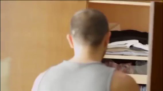 Leyla ile Mecnun'un bittiğini hatırladıkça aklıma gelen sahne