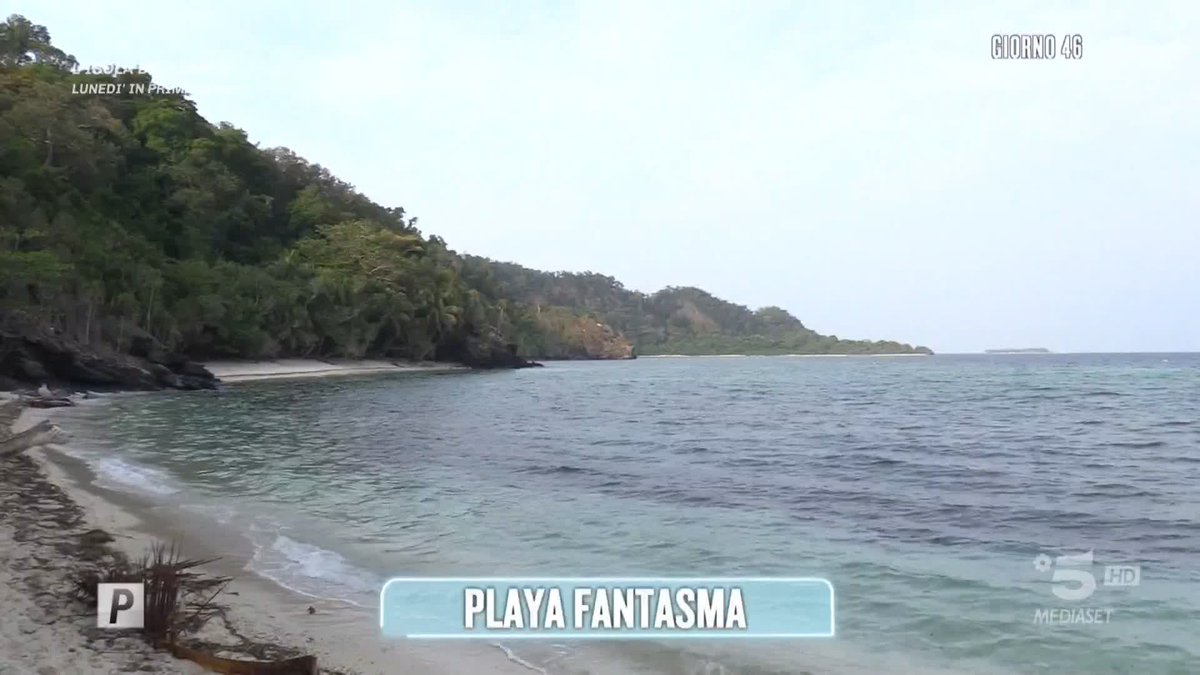"Sei una maleducata" Un altro battibecco tra Helena e Andrea! 🔥 #Isola