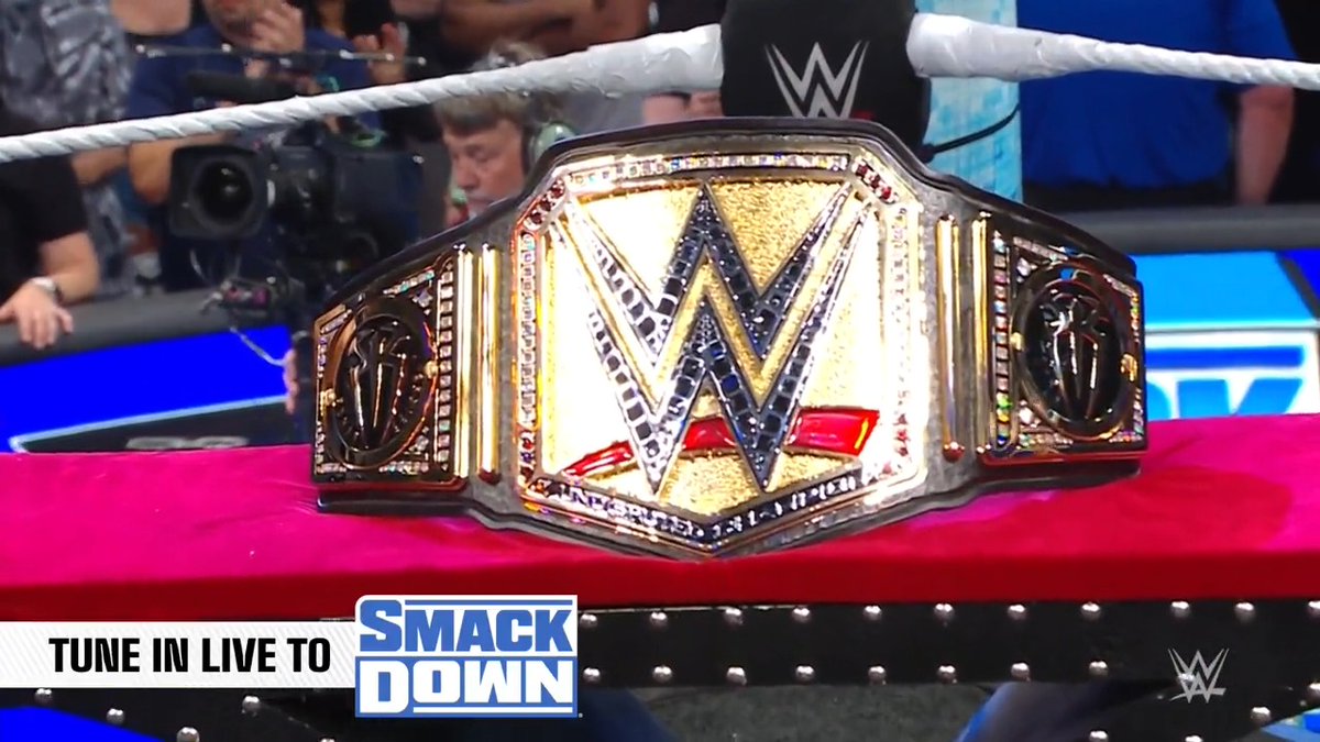 BREAKING: Triple H just unveiled a BRAND NEW Undisputed WWE Universal Championship! What do you think? 👀 #SmackDown