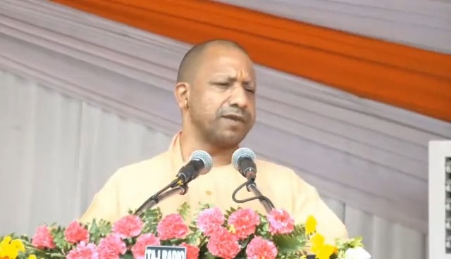 उड़ीसा के बालासोर में हुई दुर्भाग्यपूर्ण रेल दुर्घटना अत्यंत दु:खद है। उत्तर प्रदेश शासन एवं जनता की ओर से मैं अपनी संवेदनाएं व्यक्त करता हूं...