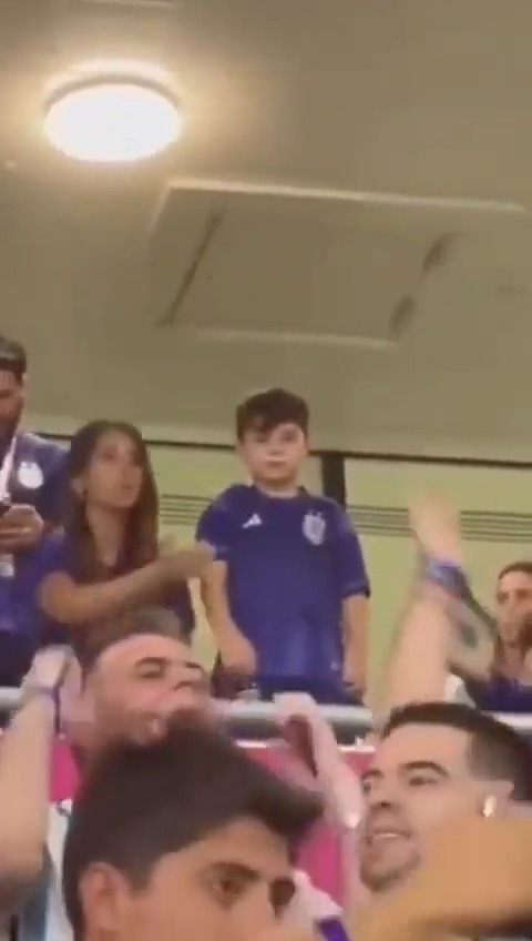6 meses desde que Mateo le tiró un chupetín a los australianos