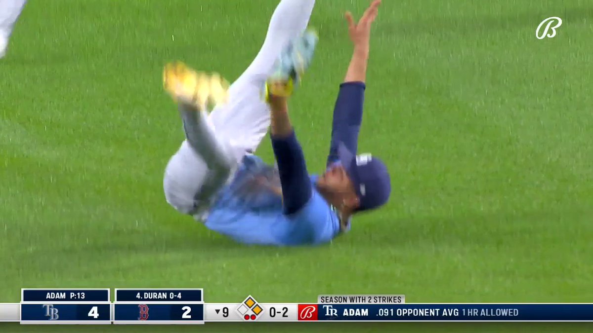Jose Siri ends the game with a wonderful catch!