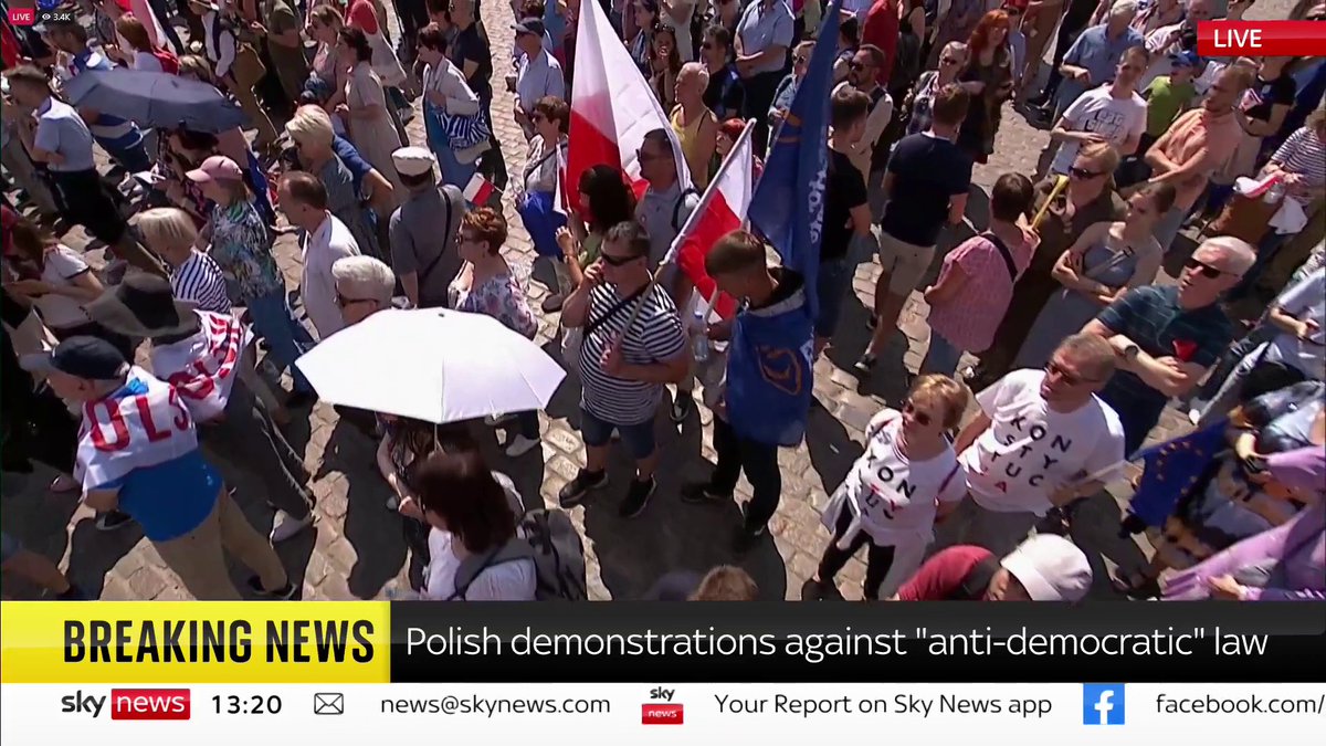 BREAKING: Demonstrations are taking place in Warsaw, Poland against "anti-democratic" law 📺 Sky 501, Virgin 602, Freeview 233 and YouTube
