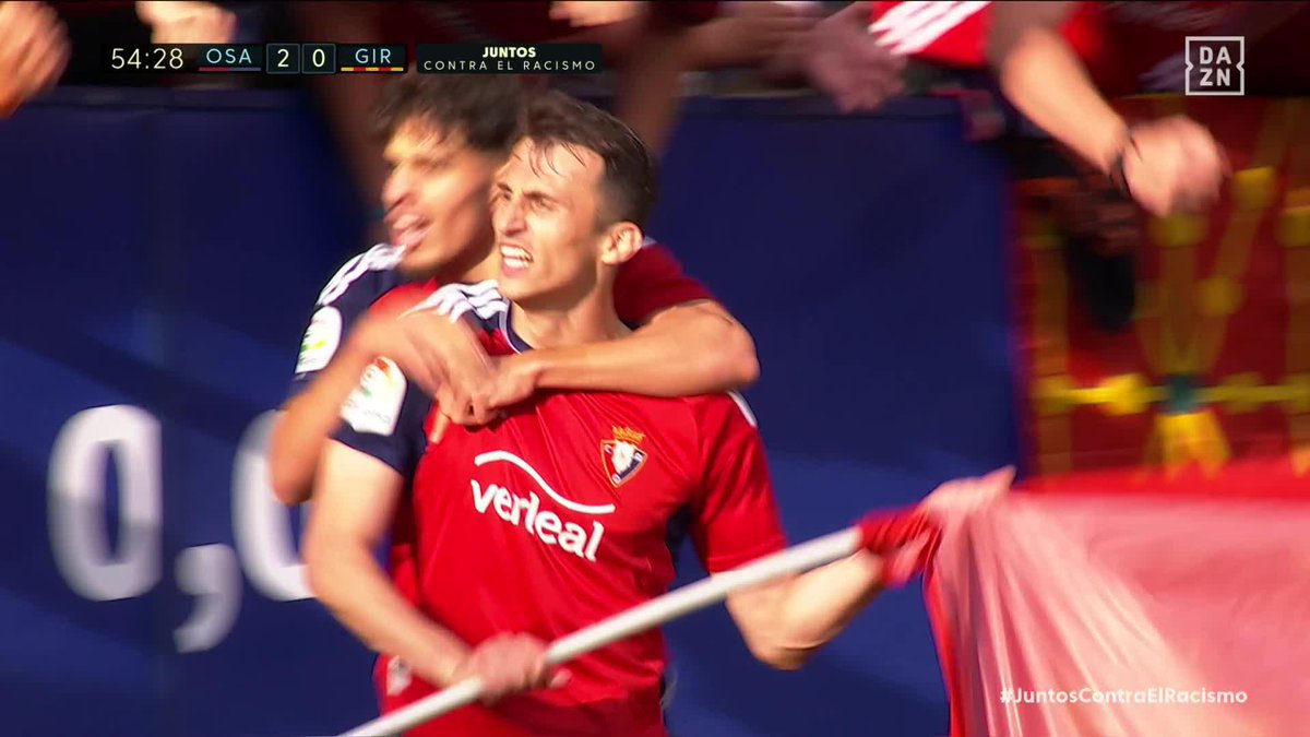 Hay celebraciones que lo dicen todo. ¡EL SADAR ES UNA ABSOLUTA LOCURA! 🔥🔥 Ante Budimir hace el segundo de C. A. OSASUNA con su doblete y Europa cada vez esta más cerca para los rojillos 🔴🥳 #LaLigaEnDAZN ⚽️