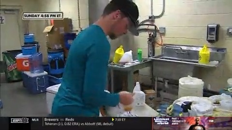 The equipment managers are the unsung heroes of regionals weekend. #RoadToOmaha x 🎥 ESPNU / Coastal Carolina Baseball