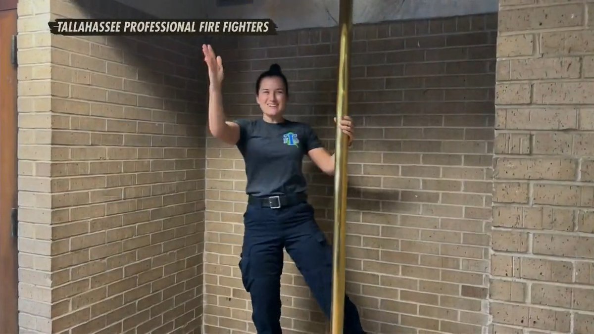 It's safe to say Josie Muffley has a 𝙛𝙞𝙧𝙚 support system! 🔥 #WCWS x 🎥 ESPN / Florida State Softball 🥎