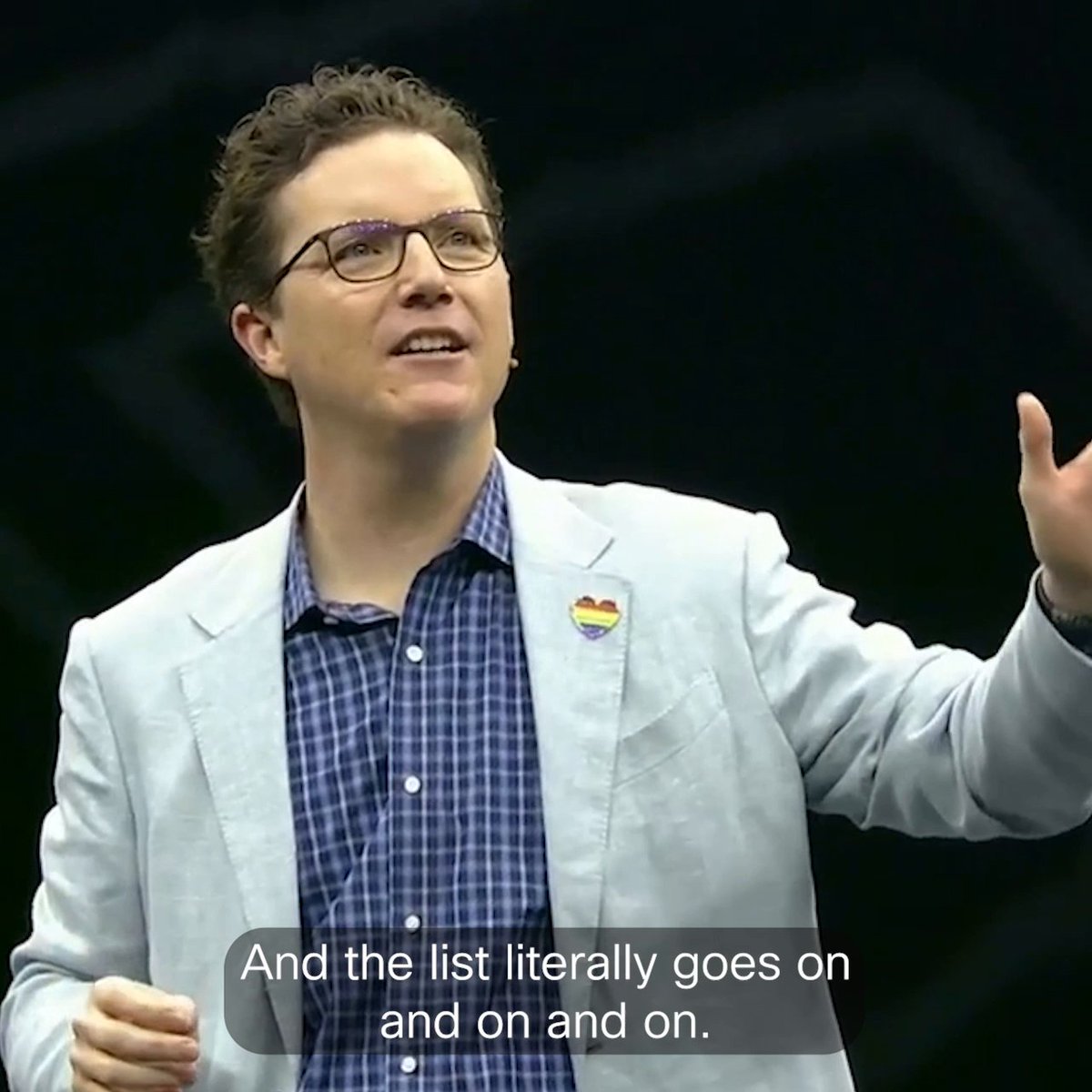 😉 You asked, so we're answering. It's time to fight against the rising complexity and bring radical simplicity. Cisco #Networking Cloud is your easy button. Learn more. ➡ #CiscoLive #IT Jonathan Davidson