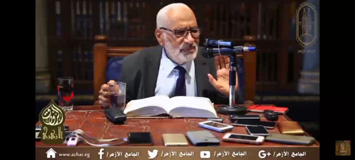 «طَحا بِكَ قَلبٌ في الحِسانِ طَروبُ بُعَيدَ الشَبابِ عَصرَ حانَ مَشيبُ تُكَّلِفُني لَيلى وَقَد شَطَّ وَلْيُها وَعادَت عَوادٍ بَينَنا وَخُطوبُ». للشاعر الجاهلي : علقمة الفحل شرح دلائل الإعجاز لشيخ البلاغيين أ.د. محمد محمد أبو موسى - حفظه الله ومتعه بالصحة -