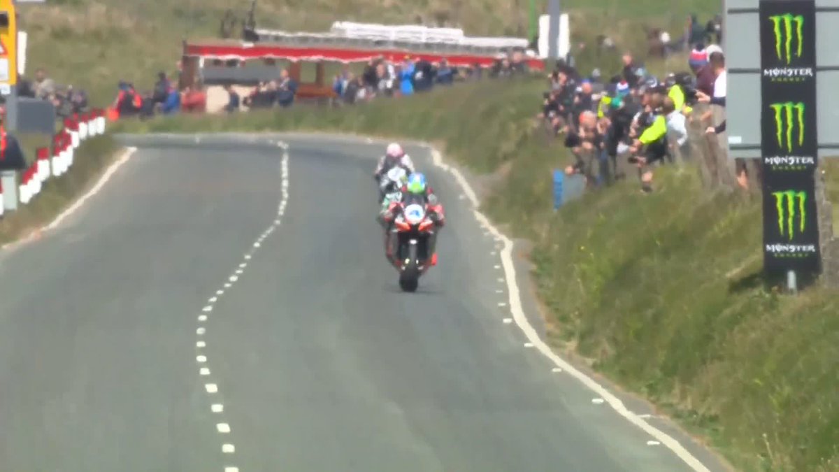 What a move from Michael Dunlop 👌 #TT2023