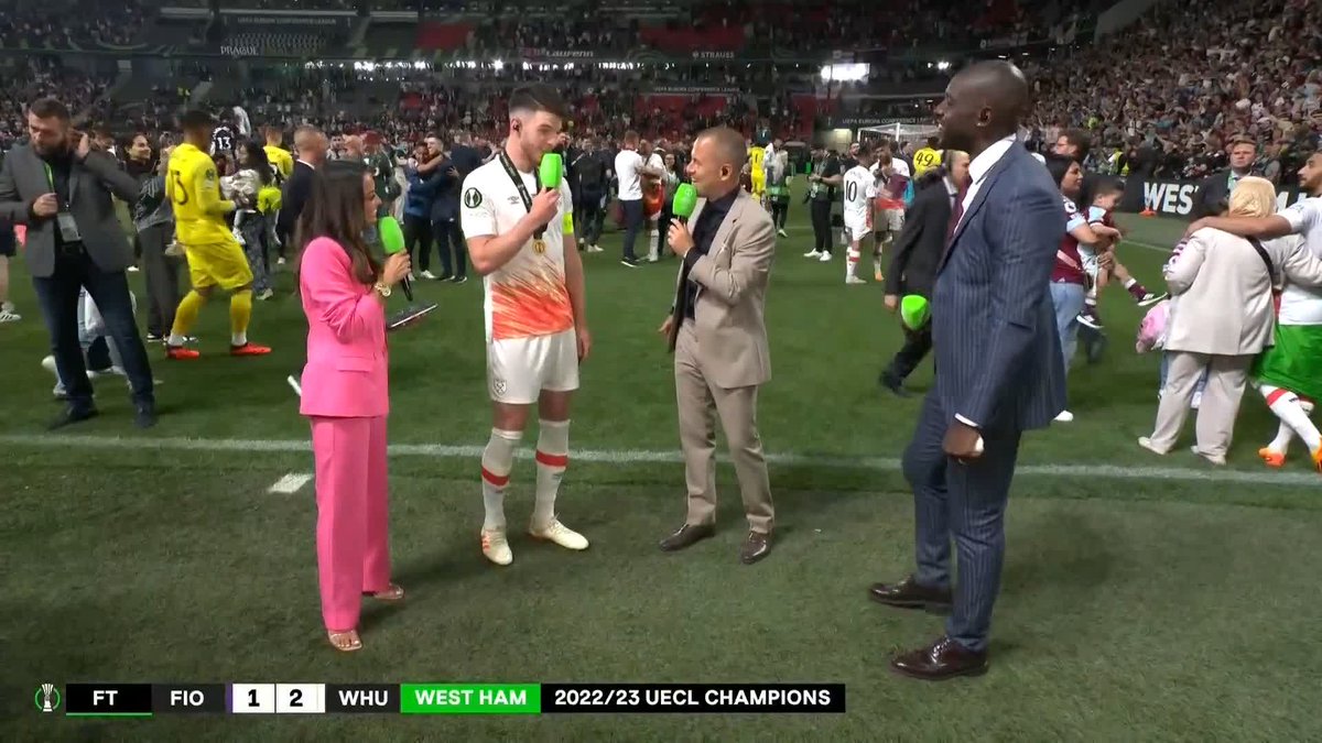 "I absolutely love this club... they've made me one of their own!" ❤️ "Mark Noble said he can't look at me because he'll start crying!" 😂 Declan Rice talks European glory, his love for West Ham and his future with @julesbreach, Joe Cole and Carlton Cole! #UECLfinal