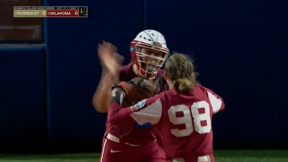 Froze her ๐ง Jordyn Frahm #WCWS x ๐ฅ ESPN / Oklahoma Softball