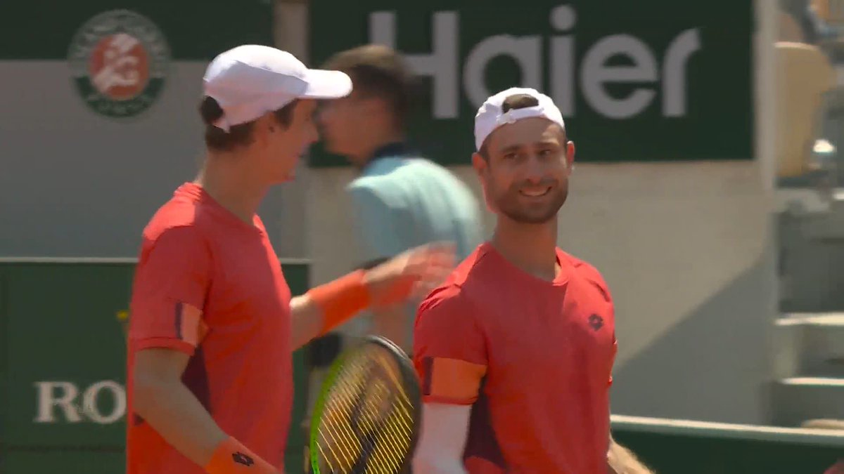 ๐ง๐ช ๐ค ๐ง๐ช Sander Gille and Joran Vliegen OLY are into their first Grand Slam doubles final, ousting Middelkoop/Mies 6-4, 7-5. #RolandGarros