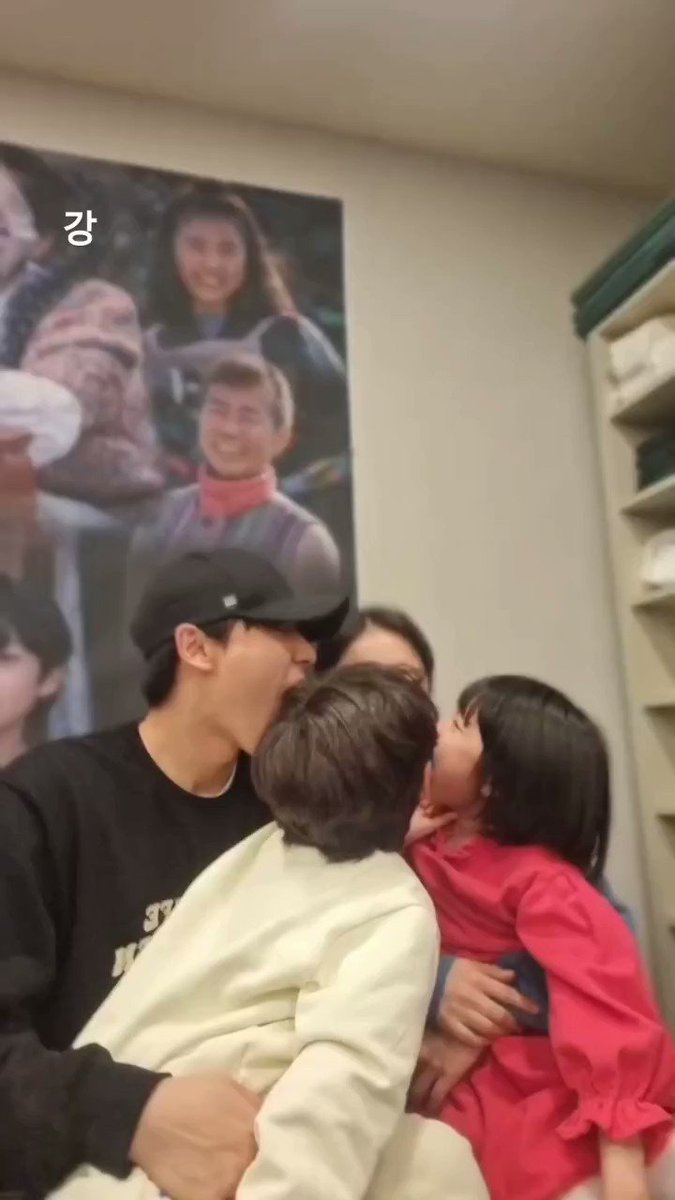 Kangho and his little family 😭🫶🏻 they're so cute huhu i don't know what to do with them #TheGoodBadMotherEp14 #TheGoodBadMother