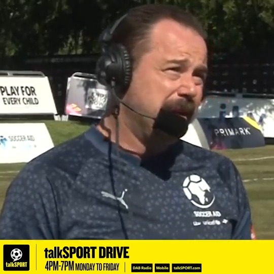 ❤️ “I didn’t think I could love a man anymore.” 🤣 “I think I love Jarrod more than I love my wife. I’m jealous of my daughter…” Danny Dyer couldn’t resist sharing his love for #WHUFC hero Jarrod Bowen ⚒️