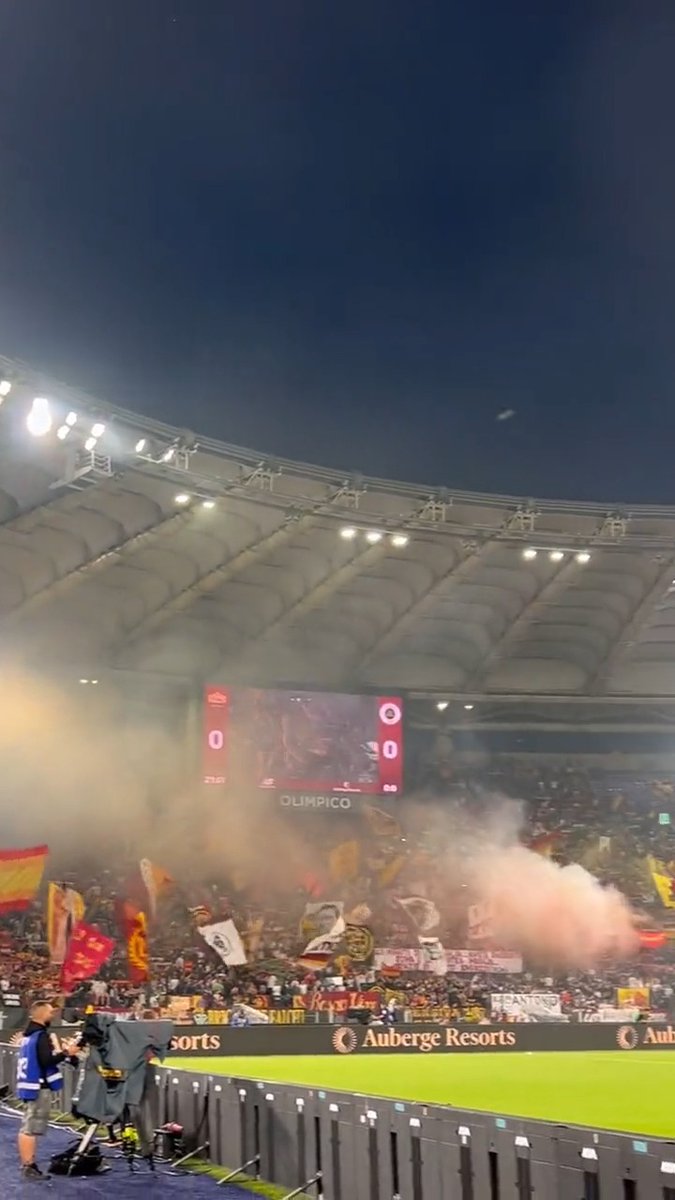 ๐๏ธ Lโultimo inno stagionale ๐โค๏ธ #ASRoma