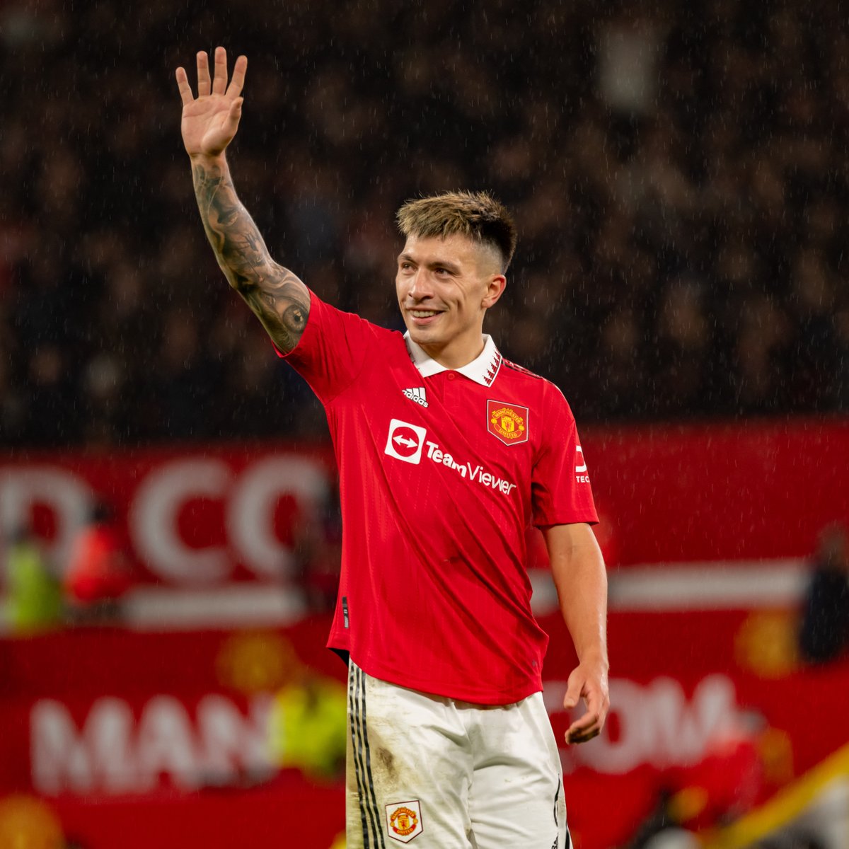 The man behind the machine 💪 ❤️‍🔥 Lisandro Martinez on his special connection with our supporters ⬇️ #MUFC