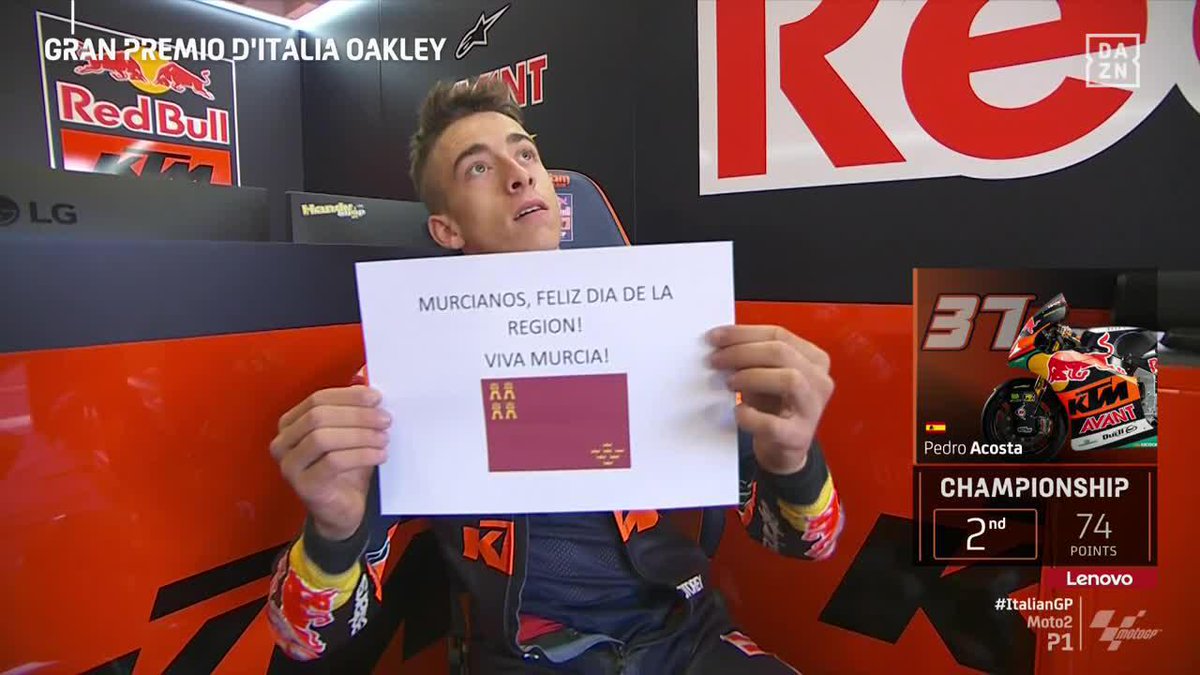 Empezando la mañana con sabor a marineras y olor a mar, por orden de Pedro Acosta 😎 ¡Viva Murcia! Al '37' no se le escapa una 🙌 #ItalianGP 🇮🇹 #MotoGP 🏁