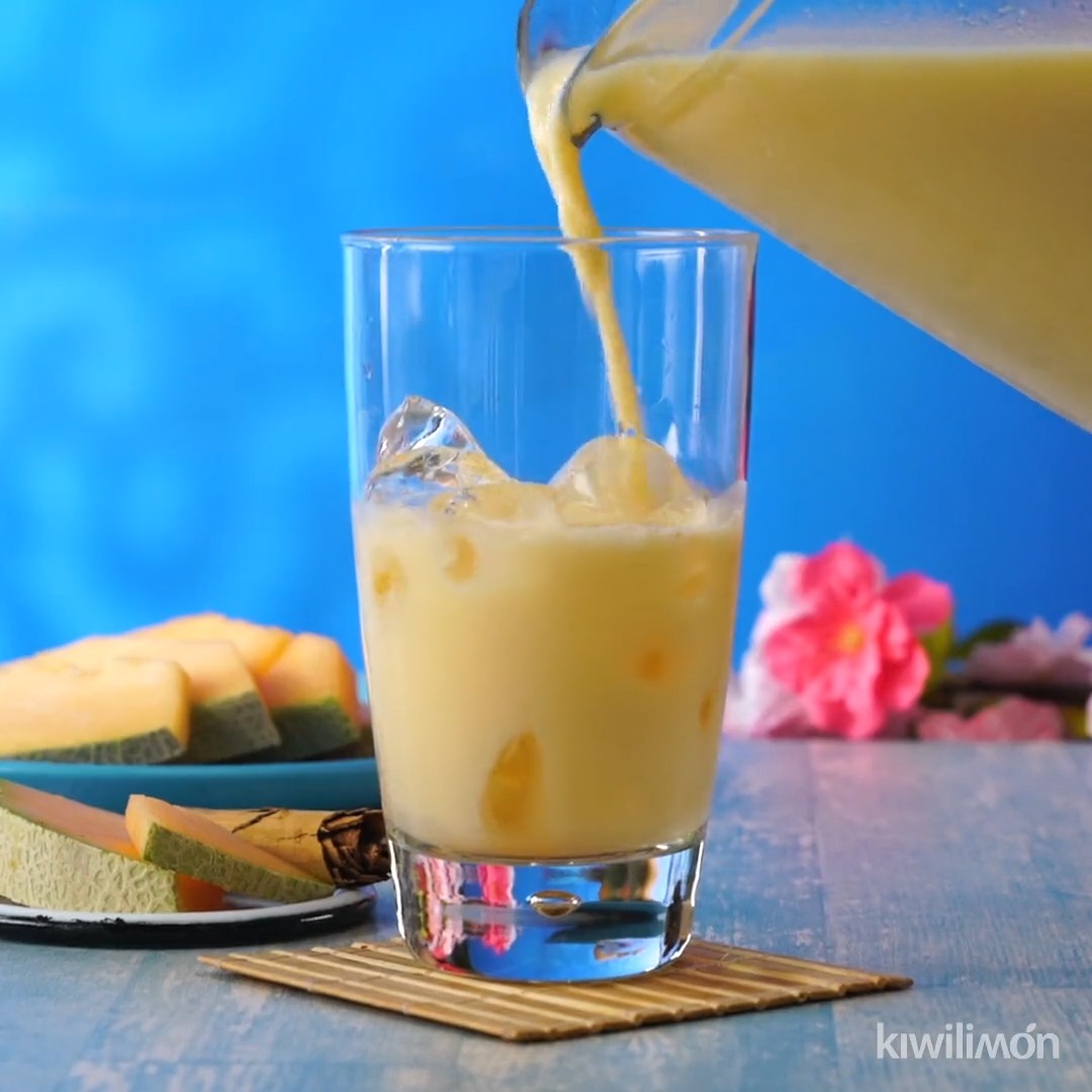 Prepara esta agua fresca de horchata con melón y acompaña gus guisados favoritos Receta 👉