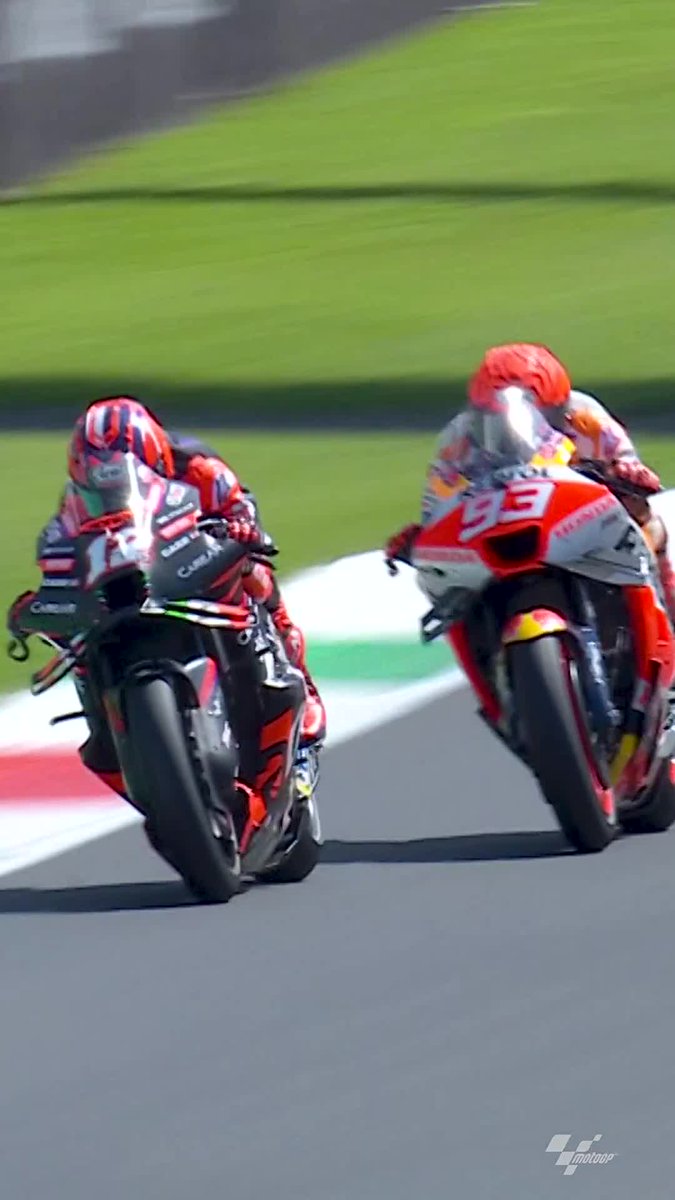 Round 2 of the Maverick and Marc Márquez 'Towgate' in Italy 💨 #ItalianGP 🇮🇹