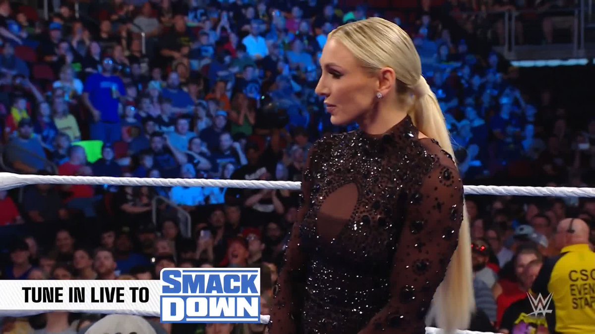 "I don't wait in line... I MADE THE LINE!" 🔥 Charlotte Flair has returned to challenge The legendary Empress ASUKA / 伝説のASUKA皇后 for her WWE Women's Championship! #SmackDown