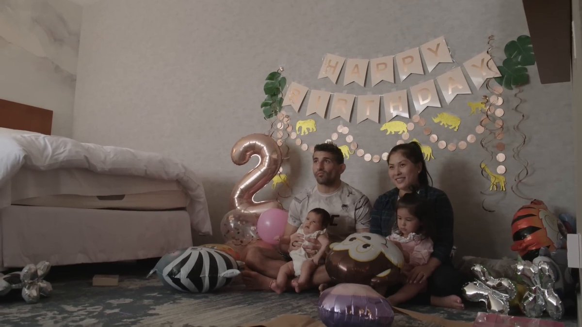 The Dariush family celebrated their daughter's birthday on weigh-in day 🥳 #UFC289 (via UFC)