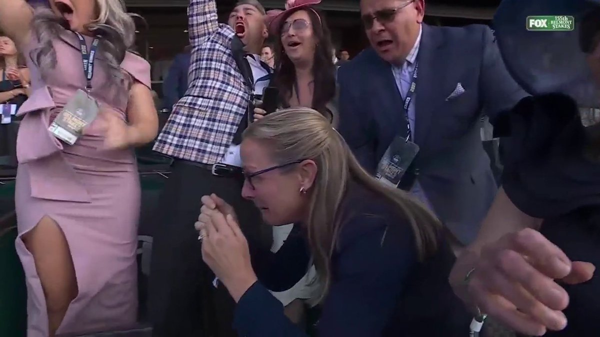 HISTORY! Arcangelo's Trainer, Jena Antonucci, is the first female trainer to win a #BelmontStakes!