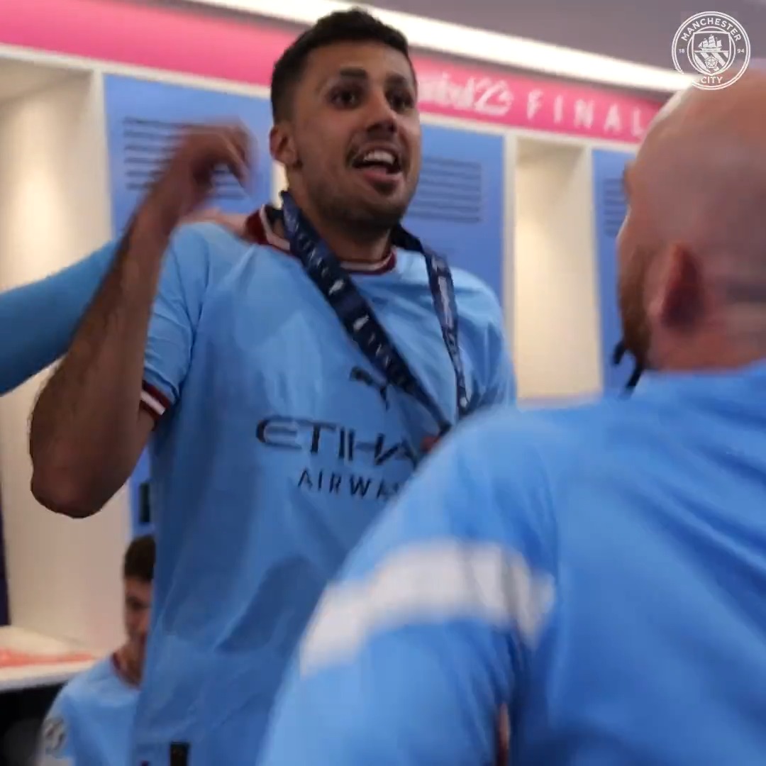 "Rodri's on fire!" 🔥 #ManCity | #UCLfinal