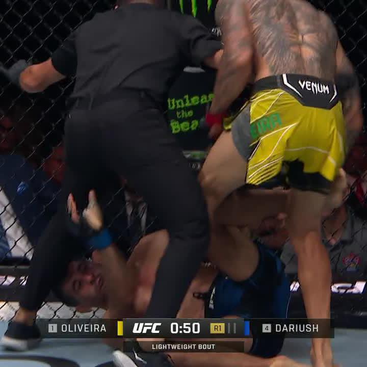 Oliveira finishes Dariush in Round 1 😳 #UFC289