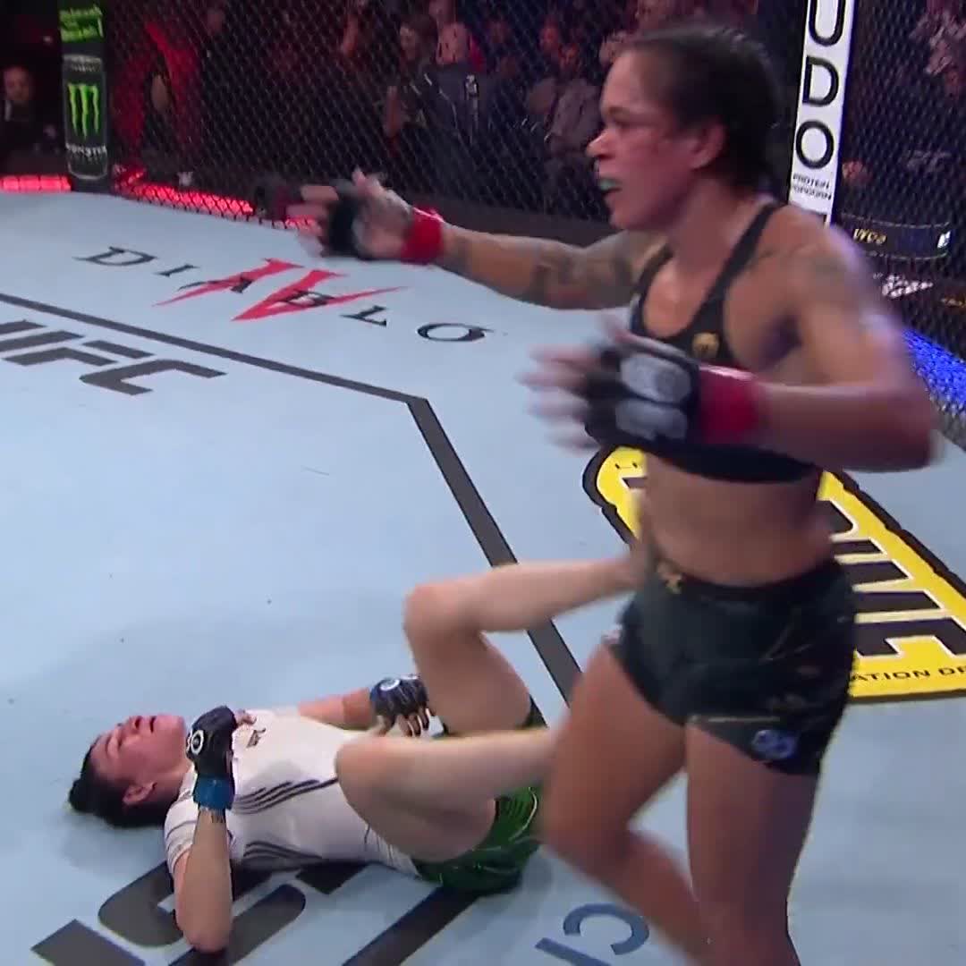 The Lioness DOMINATES all 5 rounds in this one 🦁 #UFC289