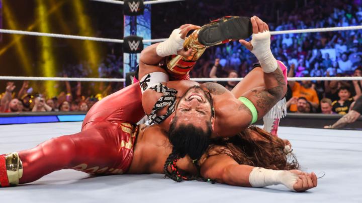 The LWO’s S. 💀🇲🇽 takes on free agent Mustafa Ali in a high-stakes #MITB Qualifying Match. #SmackDown