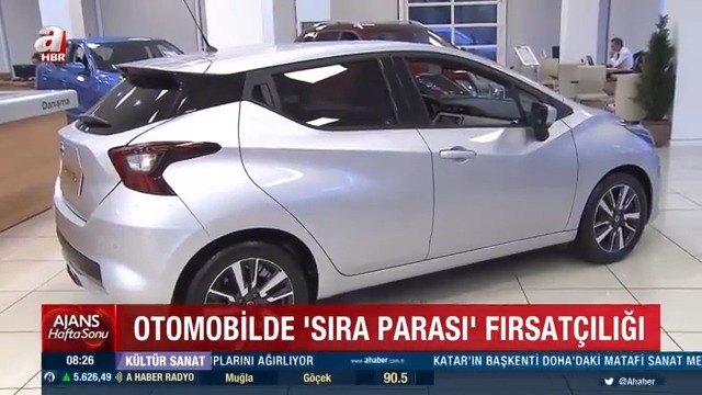 🚗 Otomobilde ‘sıra parası’ fırsatçılığı Piyasada 'araç yok' algısı çıkaran bayiler şimdi de müşteriden 'sıra parası' istiyor. Bazı bayiler aylar sonra gelecek araçlar için 100 bin liraya kadar 'sıra parası' istiyor.