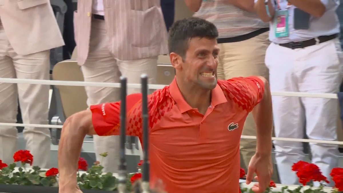 Flying to the top of the history books 💪 #RolandGarros