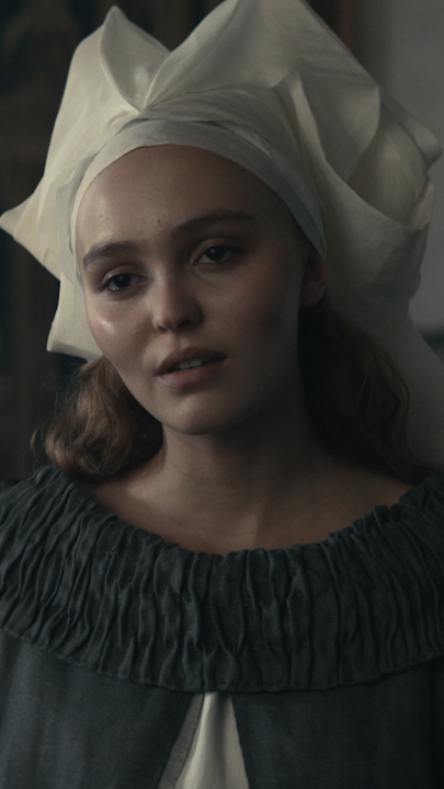 Thinking about the sizzling tension between Lily Rose-Depp and Timothee Chalamet in The King again.