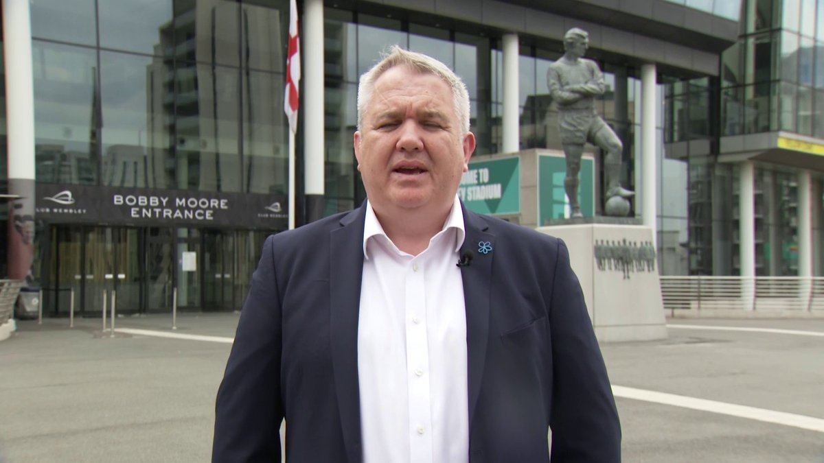 900,000 people in the UK live with dementia. That’s enough to fill Wembley 10 times over. Wembley Stadium Director Liam Boylan explains the new partnership between the FA and Alzheimer's Society to make Wembley the first national stadium to be dementia friendly. 🏟️