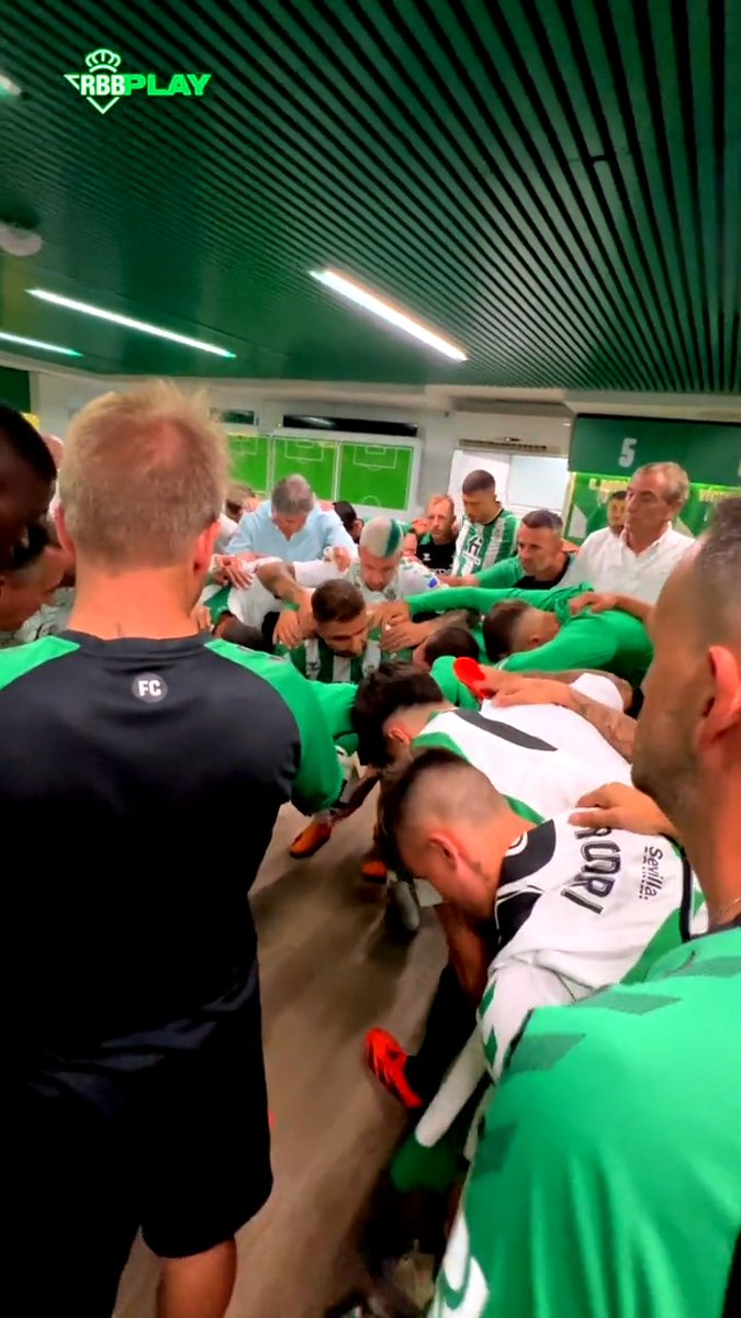No habla @joaquinarte 🥲 Habla el corazón de una 𝐥𝐞𝐲𝐞𝐧𝐝𝐚 💚 #Joaking