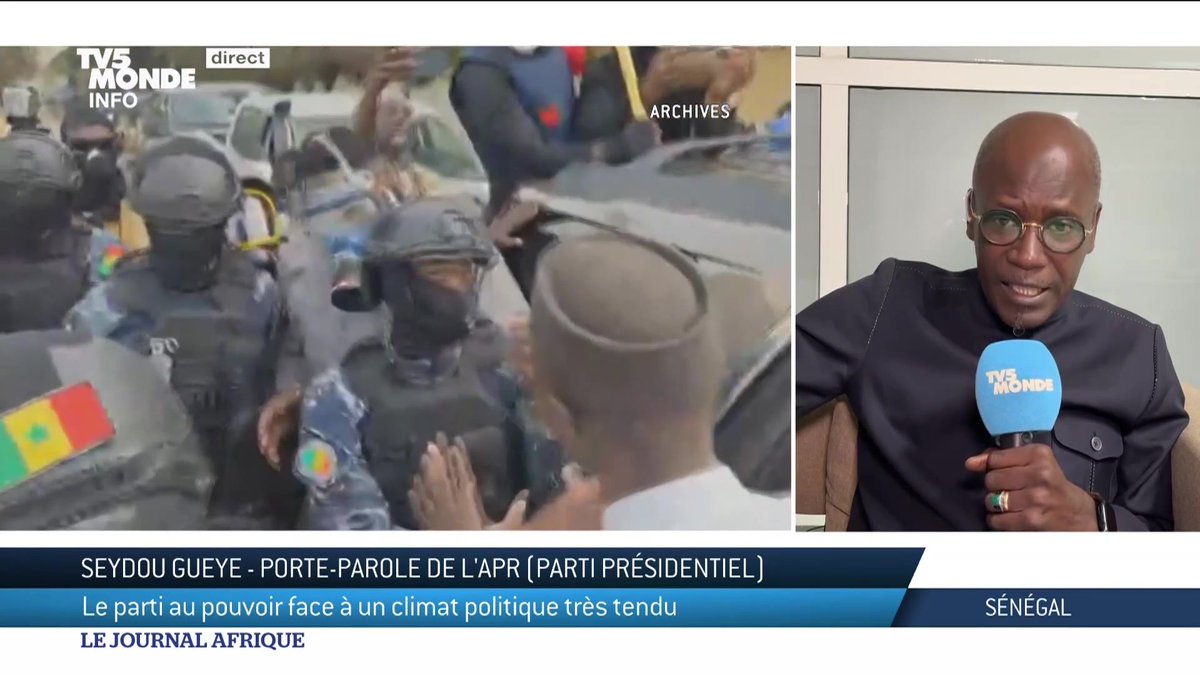 🇸🇳"Ce n'est pas la tradition du parti au pouvoir de recourir aux hommes de main puisque notre conviction la plus ancrée, c'est que seul l'Etat est dépositaire de la violence légitime", a déclaré Seydou Gueye, porte-parole du parti présidentiel, l’Alliance pour la République.