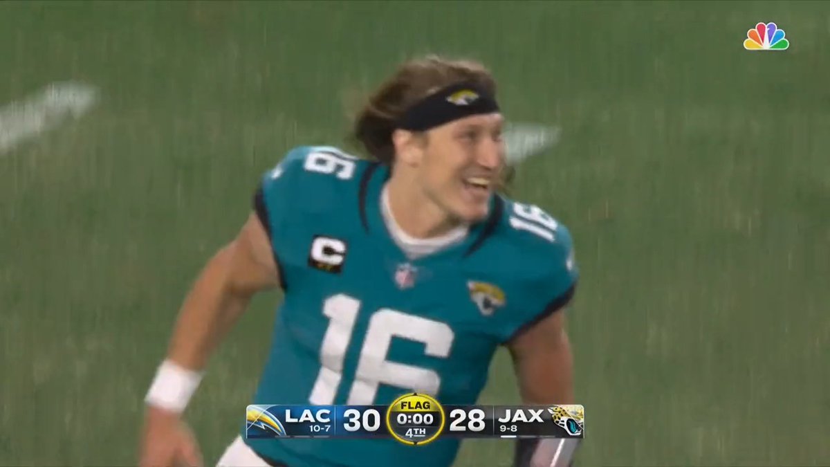 The 2022 AFC Wild Card game between the Los Angeles Chargers and Jacksonville Jaguars was one for the history books. 📚