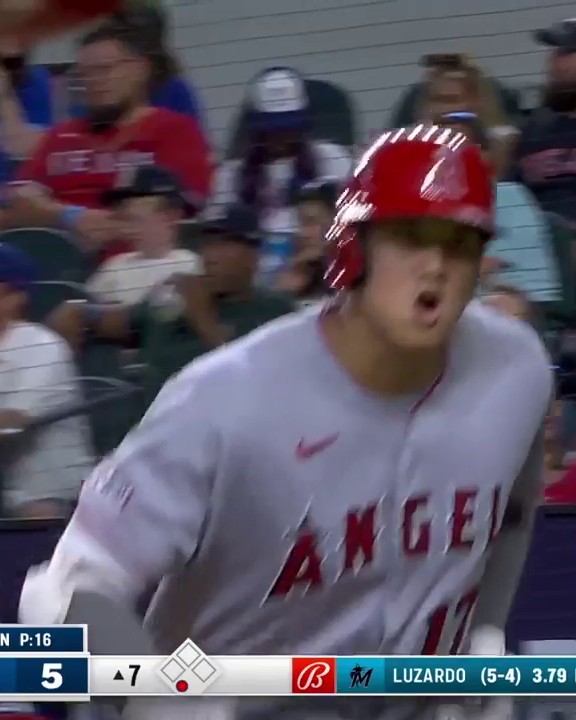 OHTANI TIES IT UP 🦄💣 Los Angeles Angels | #GoHalos