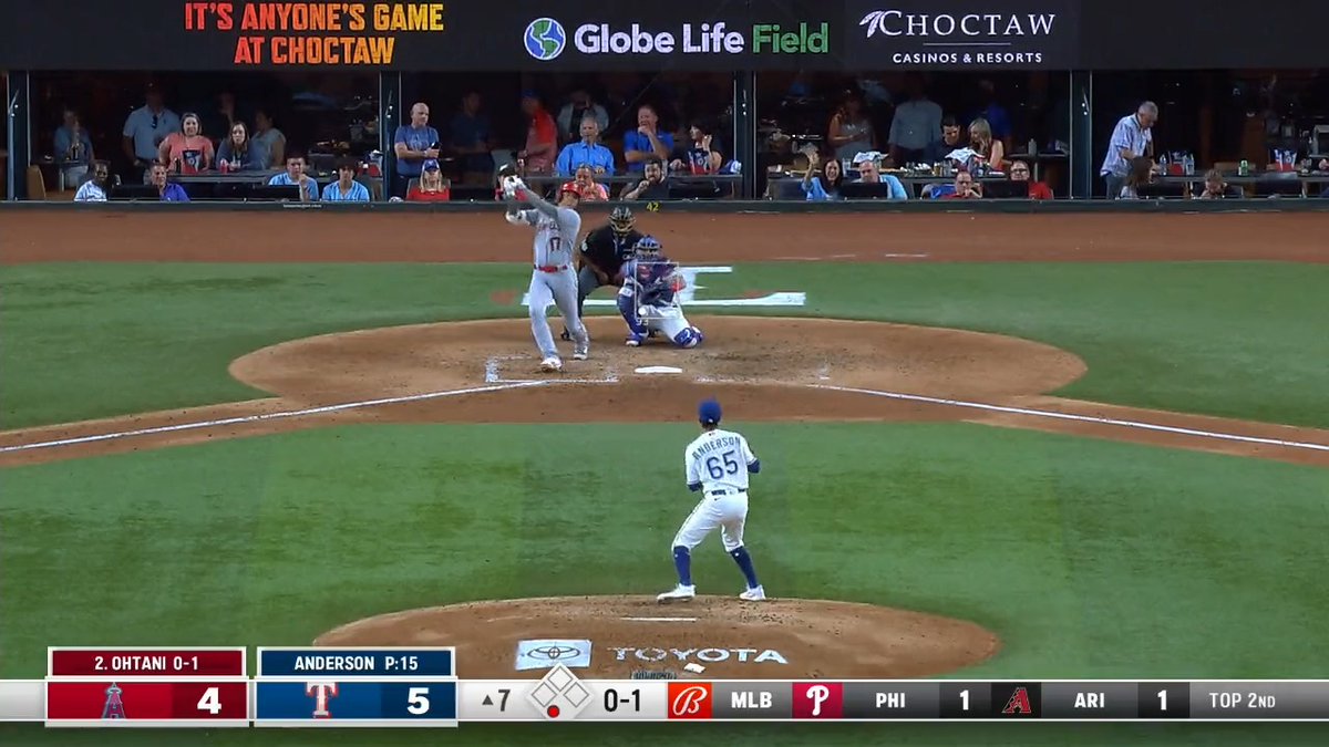 Shohei Ohtani ties the game and the AL home run lead!