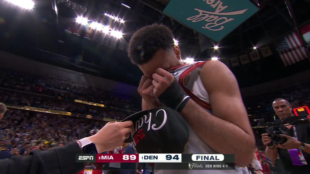 The moment the Nuggets became the NBA champs 👏