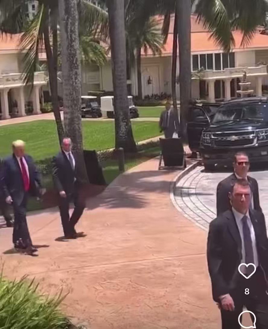 Trump departs for the courthouse today to be arrested, booked, and arraigned on multiple federal felonies.
